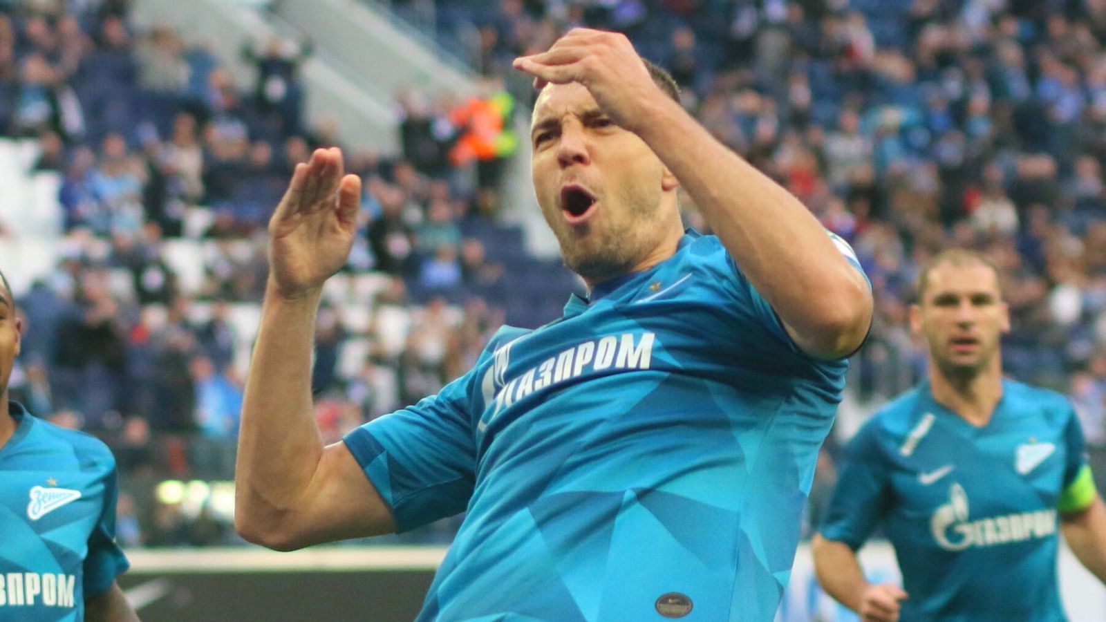 
                <strong>Premier Liga (Russland)</strong><br>
                1. Artem Dzyuba (Zenit St. Petersburg) 13 Tore2. Eldor Shomurodov (FK Rostow) 11 Tore3. Sardar Azmoun (Zenit St. Petersburg) 10 Tore
              