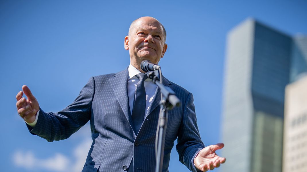Bundeskanzler Olaf Scholz (SPD), spricht bei einem Pressestatement nach seiner Rede beim UN-Zukunftsgipfel vor Beginn der 79. Generaldebatte der UN-Vollversammlung.&nbsp;