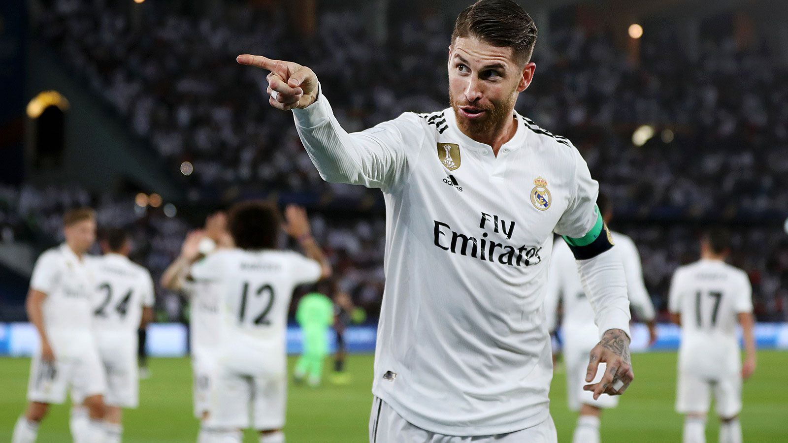 
                <strong>Rechter Außenverteidiger: Sergio Ramos</strong><br>
                Verein: Real MadridNationalität: spanischAlter: 32 Jahre
              