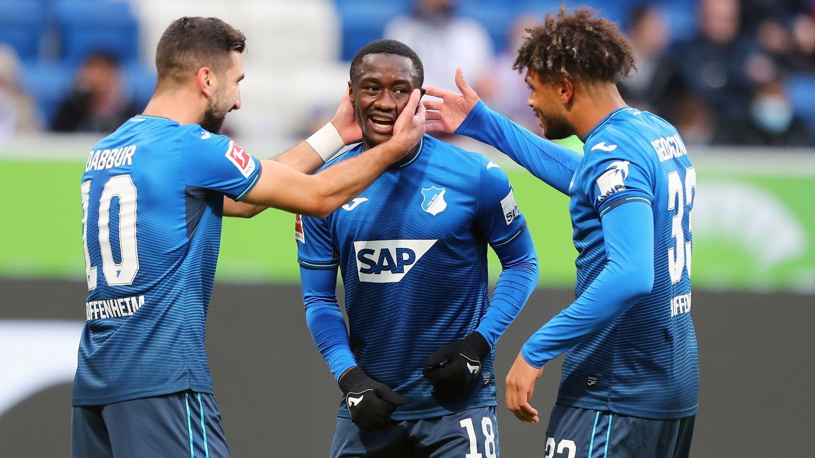 
                <strong>Platz 1: 1899 Hoffenheim</strong><br>
                Transfereinnahmen seit 2012: 335 Millionen Euro - Transferausgaben seit 2012: 227 Millionen Euro - Transferbilanz seit 2012: +108 Millionen Euro
              