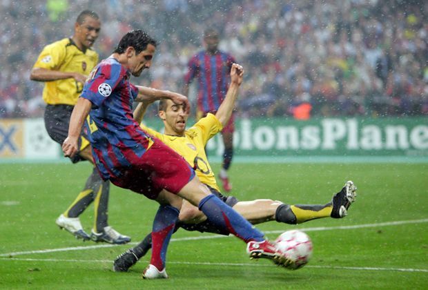 
                <strong>Champions-League-Finale 2006 - Juliano Belletti</strong><br>
                Juliano Belletti bescherte dem FC Barcelona seinen ersten Champions-League-Erfolg der Vereinsgeschichte. Als Joker erzielte Belletti in der 81. Minute den Siegtreffer.
              