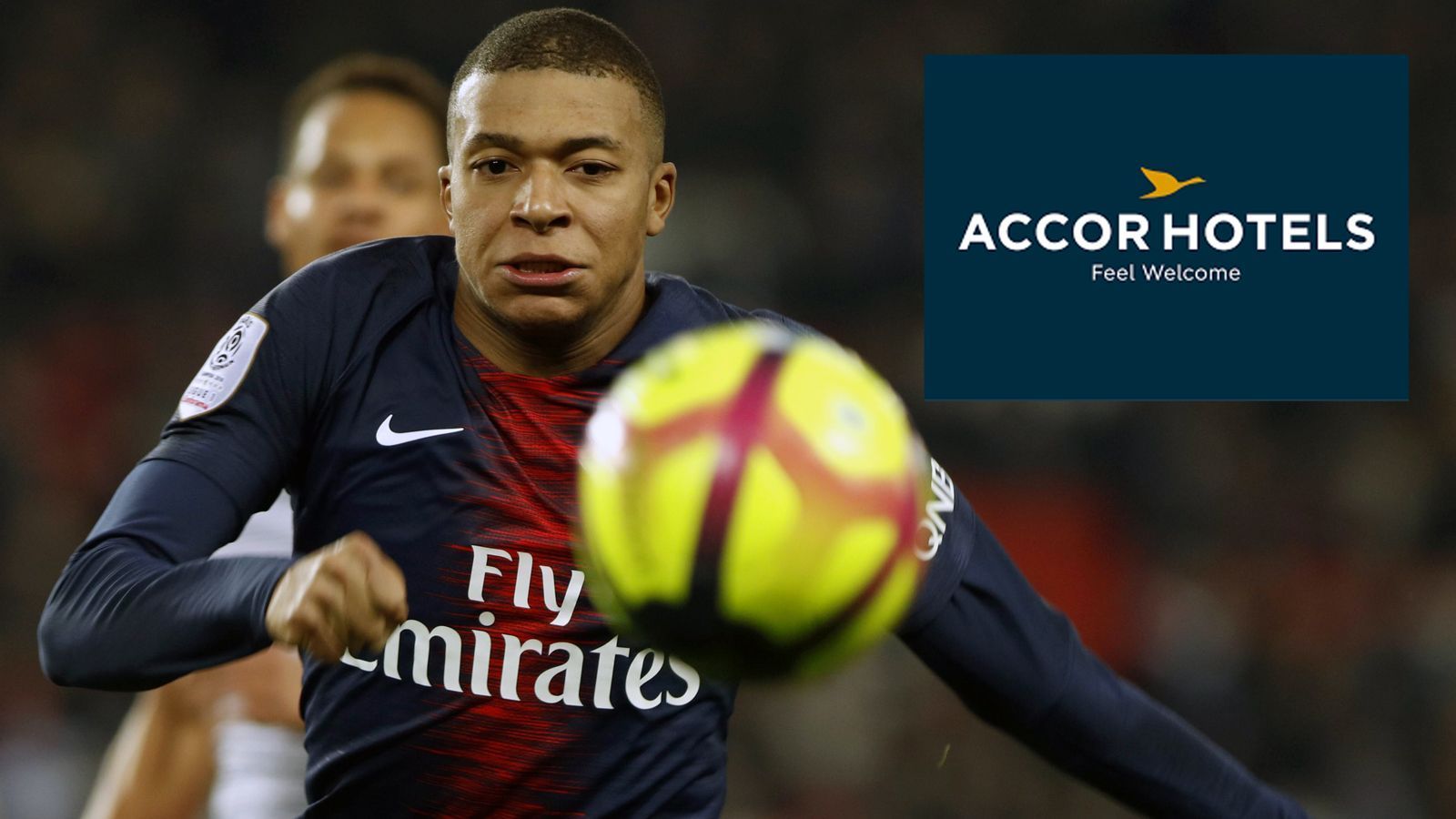 
                <strong>Paris St. Germain (Frankreich)</strong><br>
                Nach dem Ausstieg der Fluggesellschaft Fly Emirates hat der Klub von Kylian Mbappe in der französischen Hotelkette Accor einen neuen Trikotsponsor gewonnen. Laut "L'Equipe" soll der Verein dafür jährlich 50 Millionen Euro kassieren. 
              