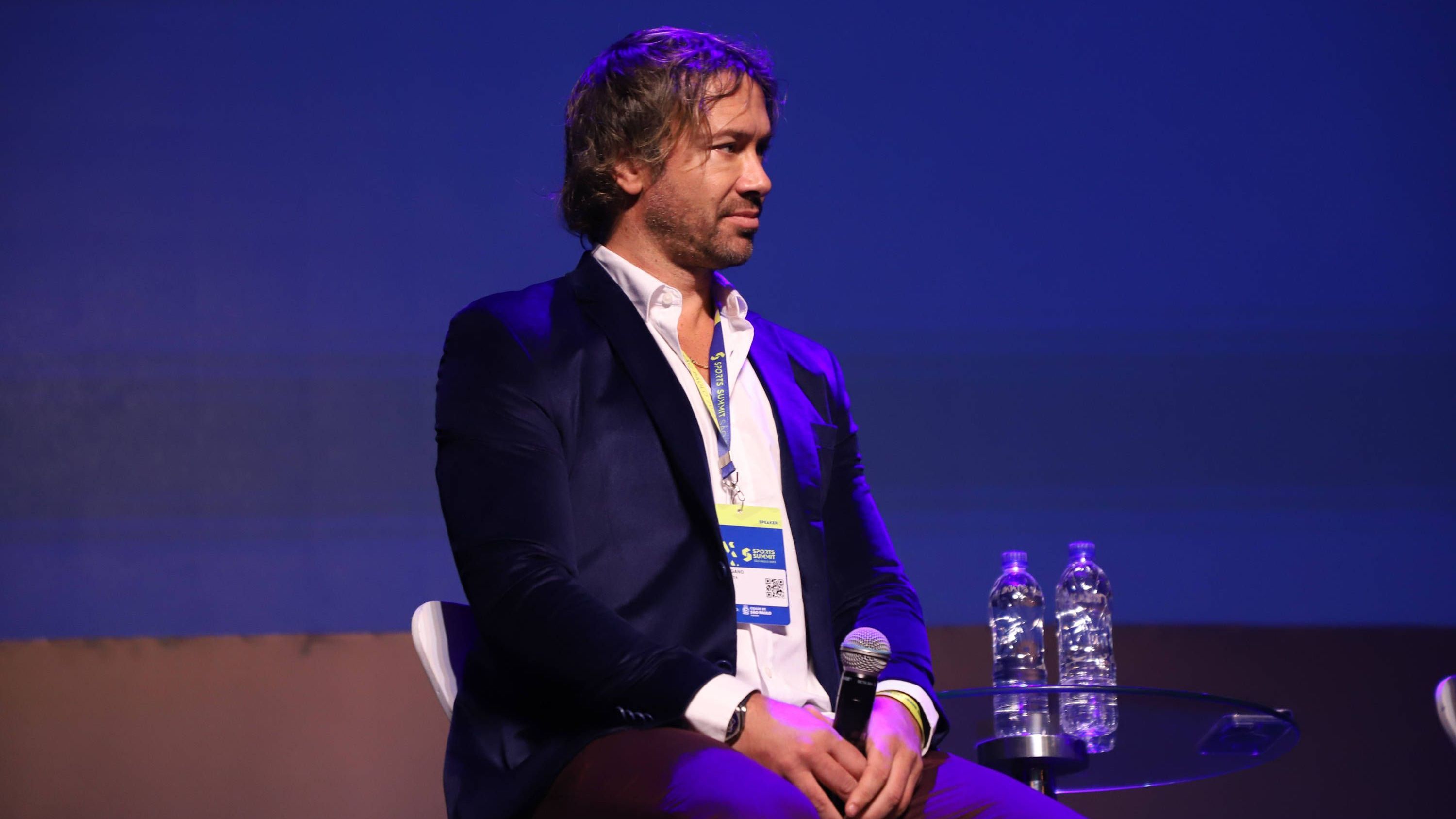 <strong>Uruguay: Diego Lugano (Kapitän)</strong><br>Alter: 43 Jahre<br>Position: Innenverteidigung<br>Klubs: u.a. FC Malaga, Paris St. Germain, Fenerbahce Istanbul, West Bromwich Albion, FC Sao Paulo,