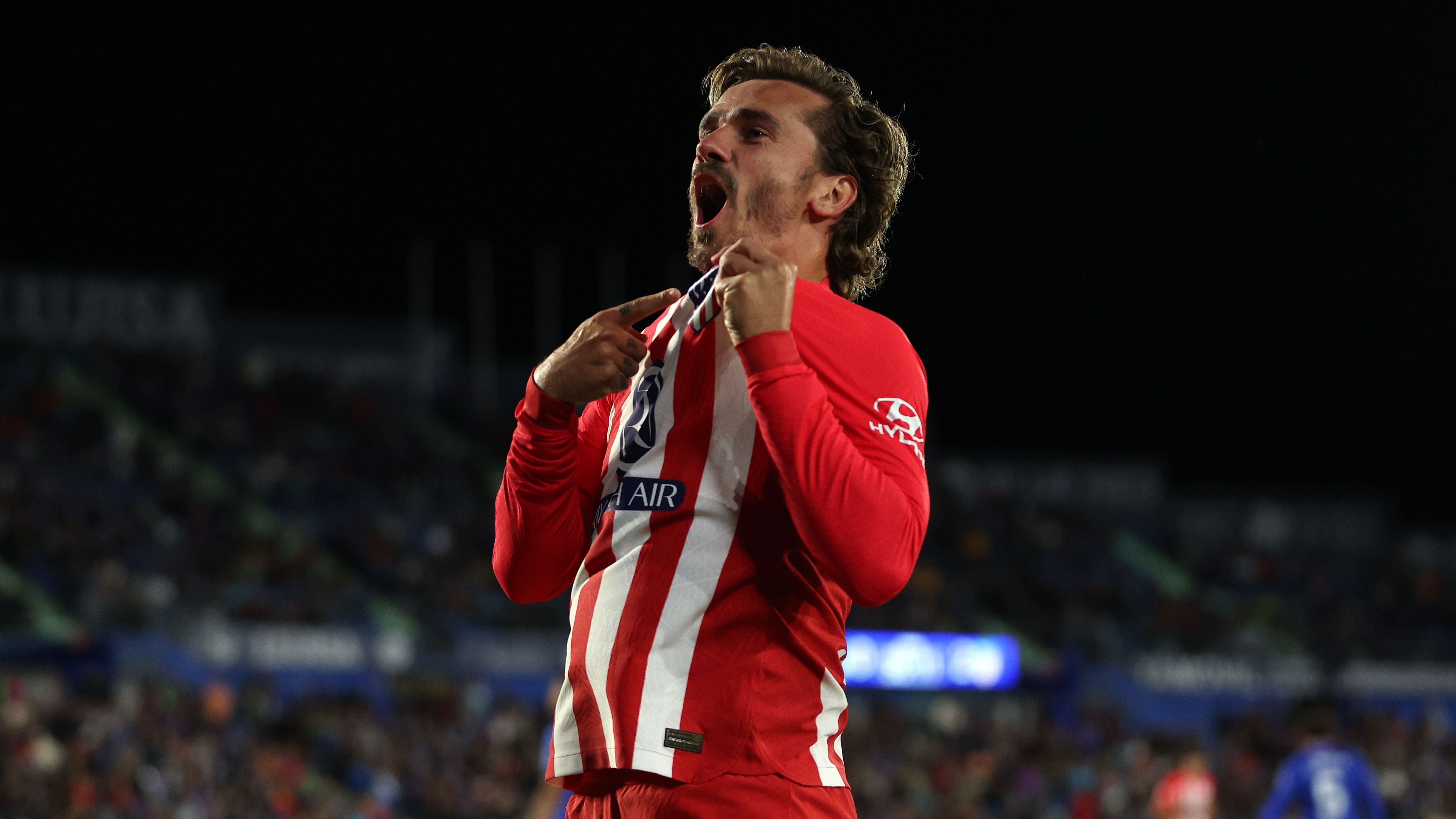 <strong>Antoine Griezmann (Atletico Madrid)</strong><br>Zieht es Antoine Griezmann doch schneller in die USA, als ursprünglich gedacht? Laut der "L'Equipe" hat der Franzose ein lukratives Angebot vom Los Angeles FC erhalten. Demnach plane das US-Team, den Weltmeister von 2018 zum bestbezahlten Spieler der MLS nach Lionel Messi zu machen, der gemäß MLS Players Association 20,45 Millionen US-Dollar pro Jahr verdient. Ein erstes konkretes Angebot liege wohl schon auf dem Tisch.