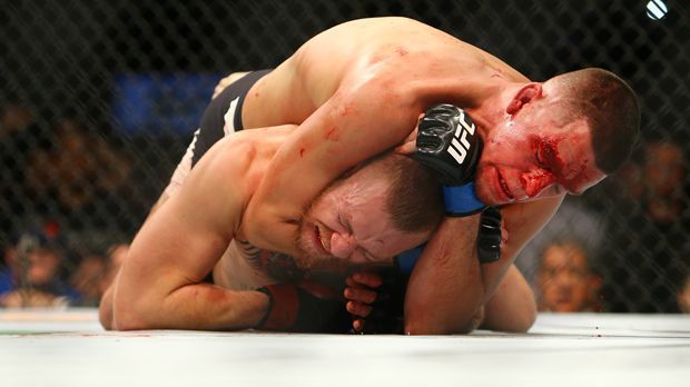 
                <strong>Mc Gregor vs. Diaz</strong><br>
                Mit einem "Rear Naked Choke" zwang Diaz McGregor zum Abklopfen.
              