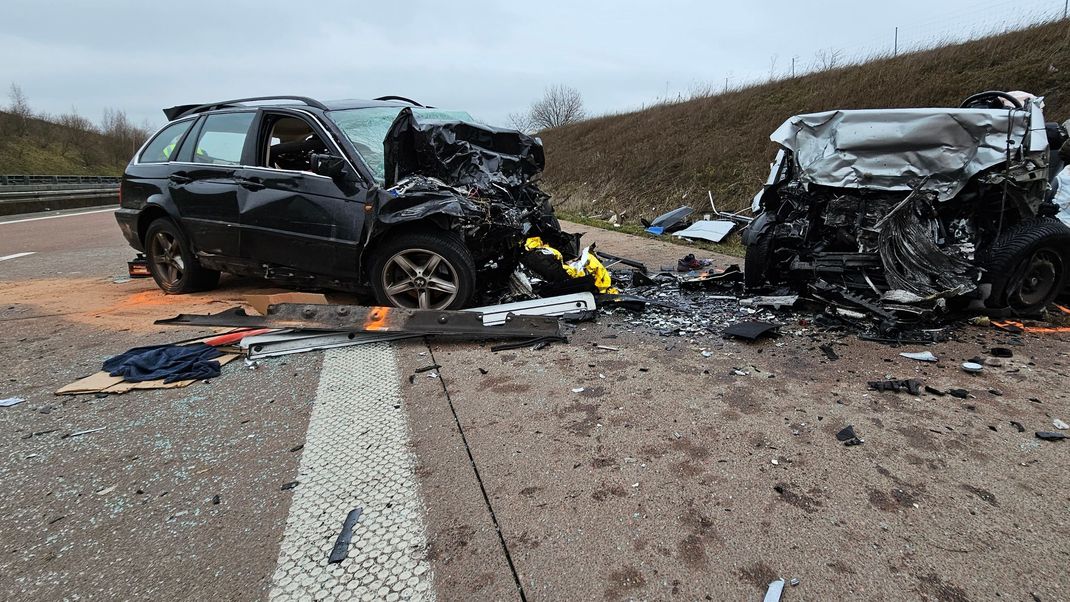 Mehrere Tote bei Unfall mit Falschfahrer auf A38