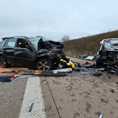 Mehrere Tote bei Unfall mit Falschfahrer auf A38