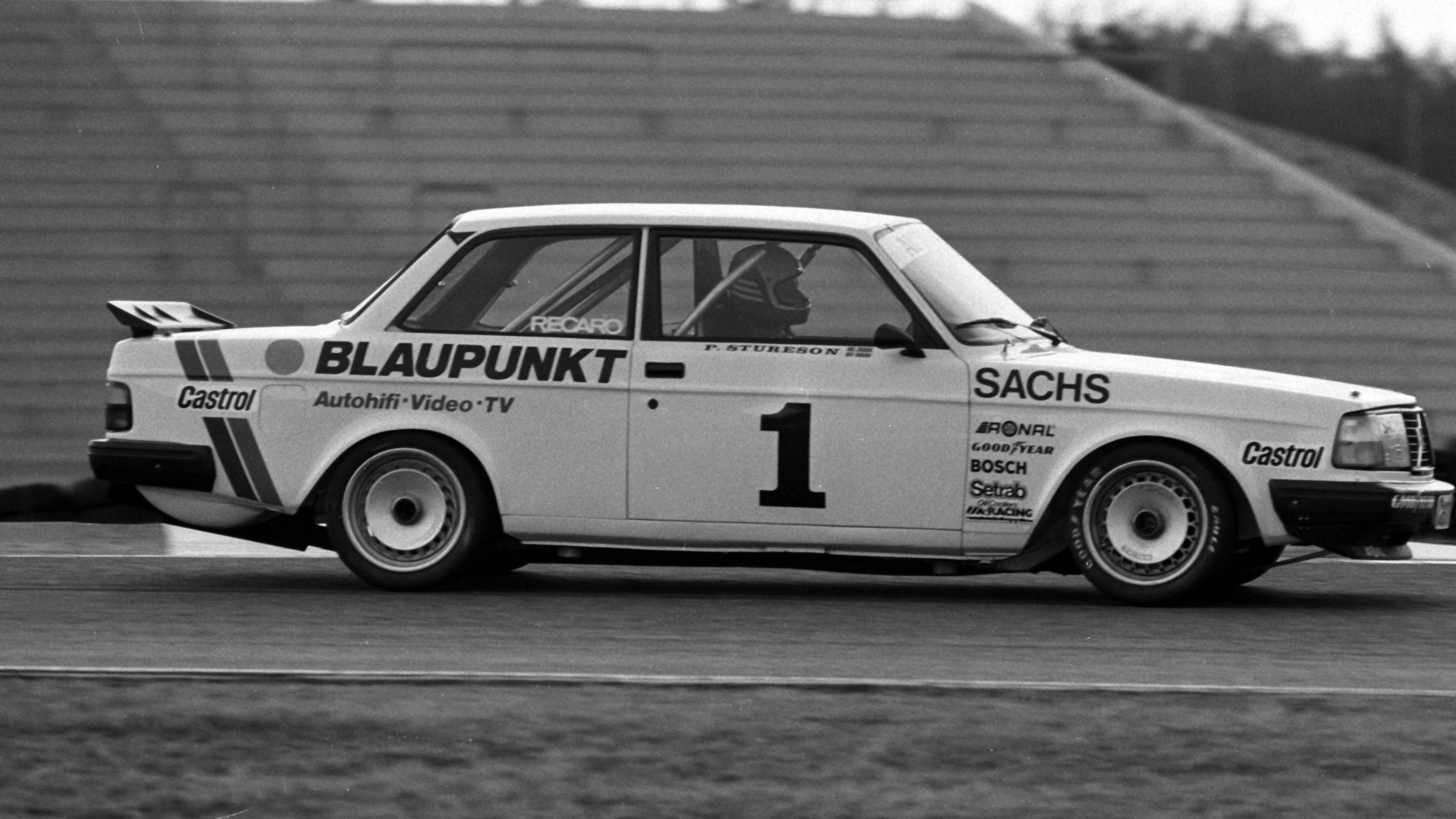 <strong>1985: Per Stureson</strong><br>Der Schwede gewann die DTM 1985 in seinem Volvo 240 Turbo