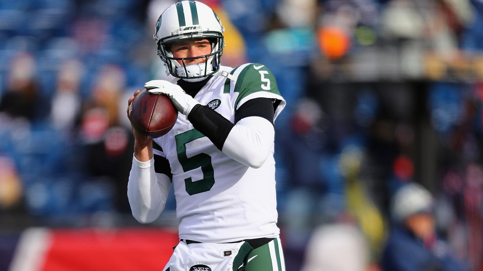 
                <strong>Christian Hackenberg (Memphis Express)</strong><br>
                In seinen ersten Jahren an der Penn State galt der Quarterback noch als potentieller Erstrundenpick. Die New York Jets wählten ihn 2016 dann auch in der zweiten Runde aus und hofften, im 23-Jährigen vielleicht einen Franchise Quarterback zu finden. Doch Hackenberg bestritt kein einziges Spiel, sondern versauerte auf der Bank hinter Josh McCown und Bryce Petty. 
              