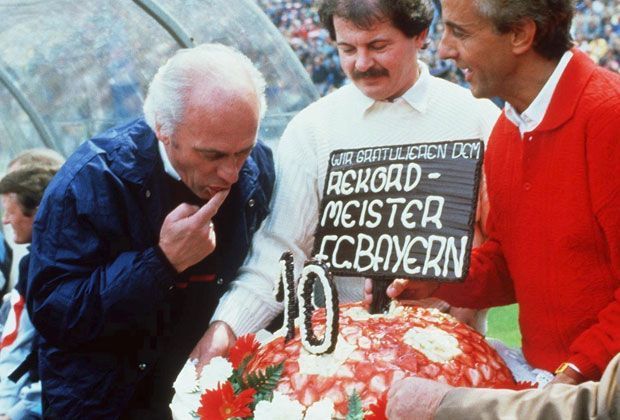 
                <strong>Meister: 1987</strong><br>
                1987: Die Bayern lösen Nürnberg als Rekordmeister ab.
              