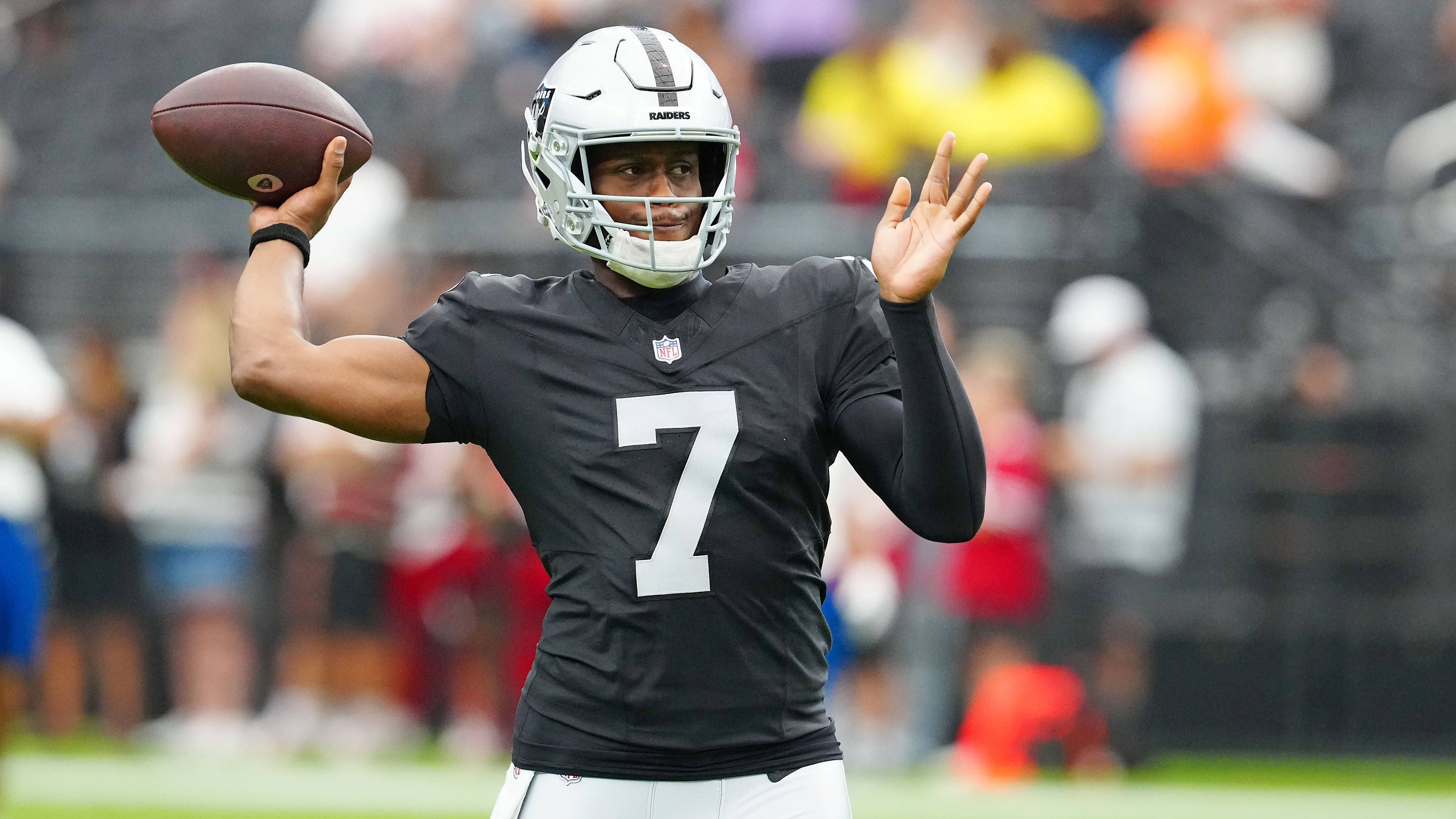 <strong>Platz 19: Geno Smith (Las Vegas Raiders)</strong><br>Pete Carroll bekommt seinen alten Weggefährten! In Seattle hat Geno Smith seinen Wert allen klar gemacht, auch wenn er ab und zu Ausrutscher in der Performance hatte. Las Vegas wird eine ganz neue und nicht einfache Herausforderung.