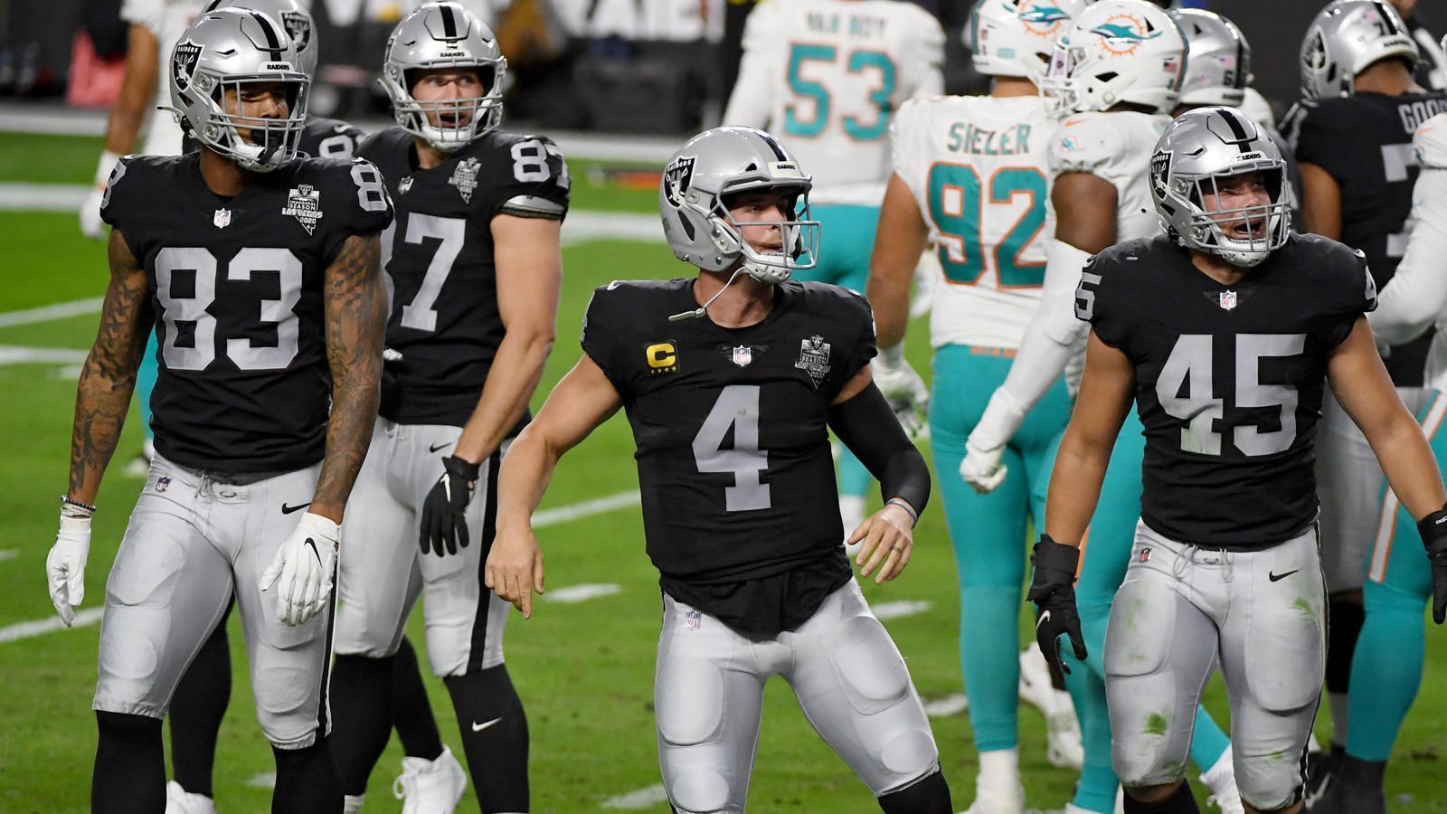 
                <strong>Las Vegas Raiders: Offense</strong><br>
                Auf den Skill-Positionen haben die Raiders keine großen Lücken, die Receiver-Position ist trotz Nelson Agholors Abgang gut besetzt. In der Offense bleibt nach der Rundumerneuerung lediglich die Offensive Line eine Baustelle, die ganze rechte Seite inklusive Center sollte verbessert werden.
              