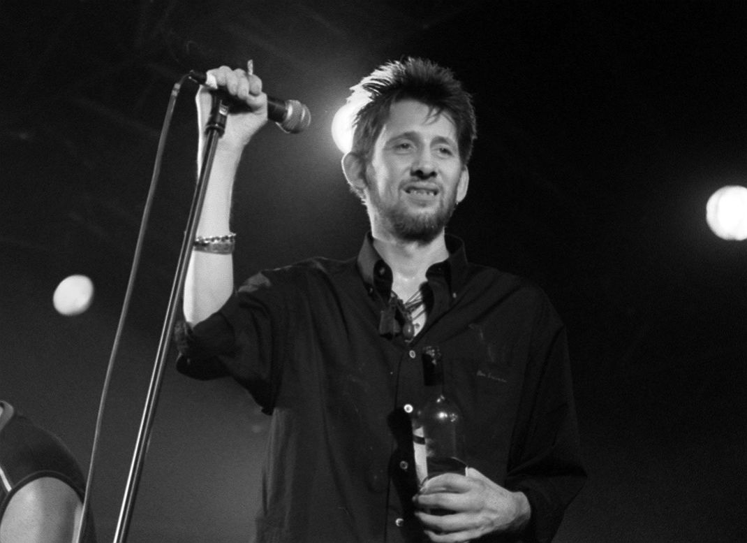 Der Sänger der anglo-irischen Punkband The Pogues, Shane MacGowan, ist tot.