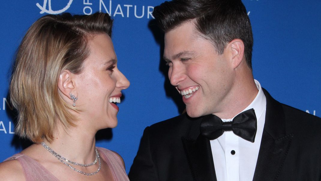 Scarlett Johannson und ihr Ehemann Colin Jost sind seit fast drei Jahren verheiratet. Nun spricht die Schauspielerin über das Geheimnis ihrer Ehe