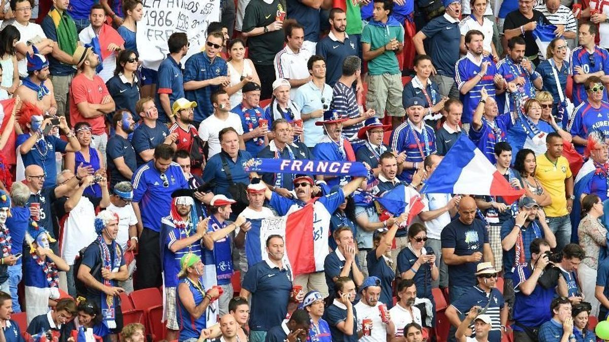 Frankreichs Presse feiert die Équipe Tricolore