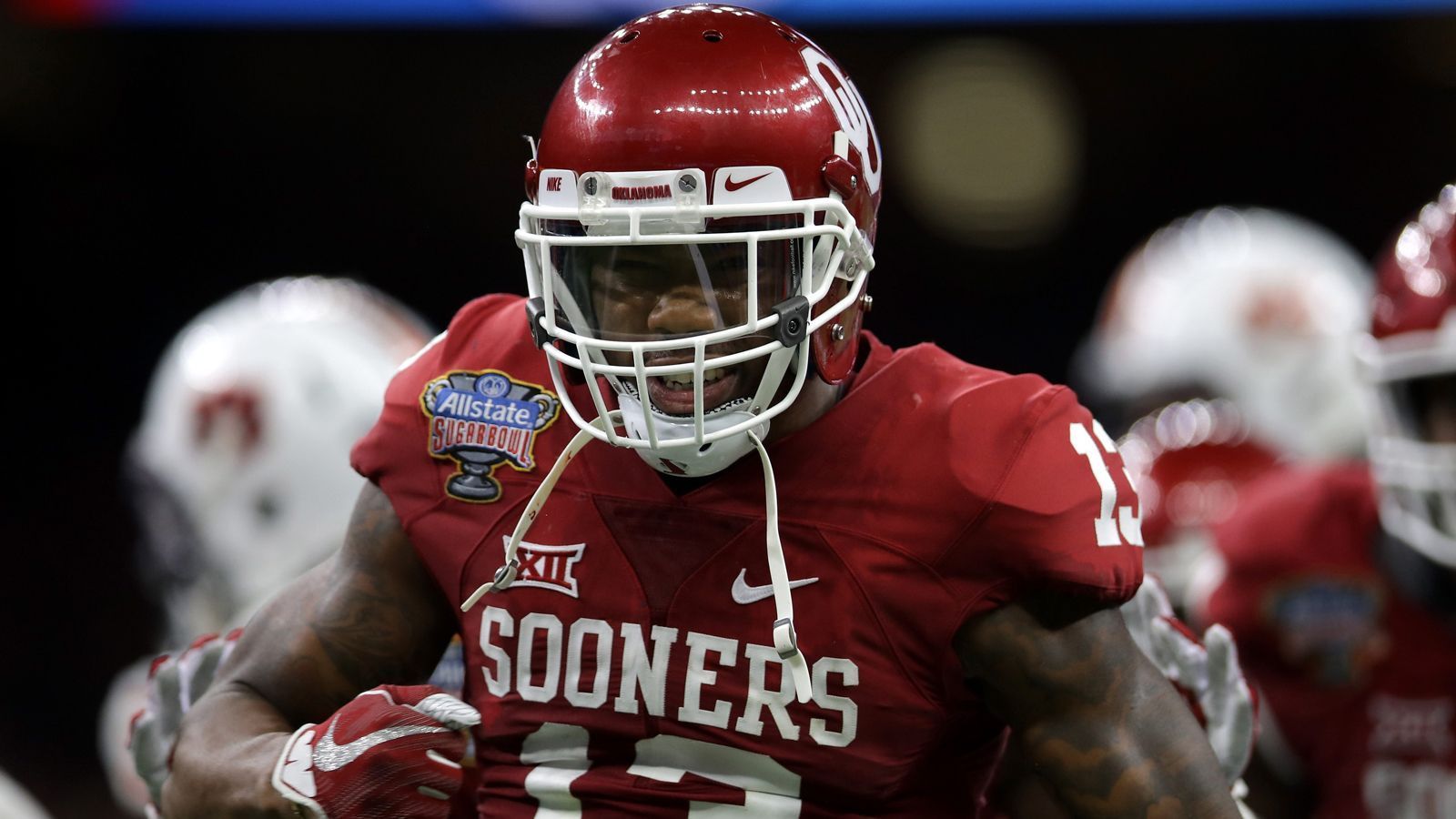 
                <strong>2. Pick: Detroit Lions - Ahmad Gardner (Cincinnati), CB</strong><br>
                NIE einen Touchdown erlaubt, lässt kaum Yards zu - einer der besten Cornerbacks im Draft seit Jahren.Die Needs der Lions: QB, Edge, CB
              