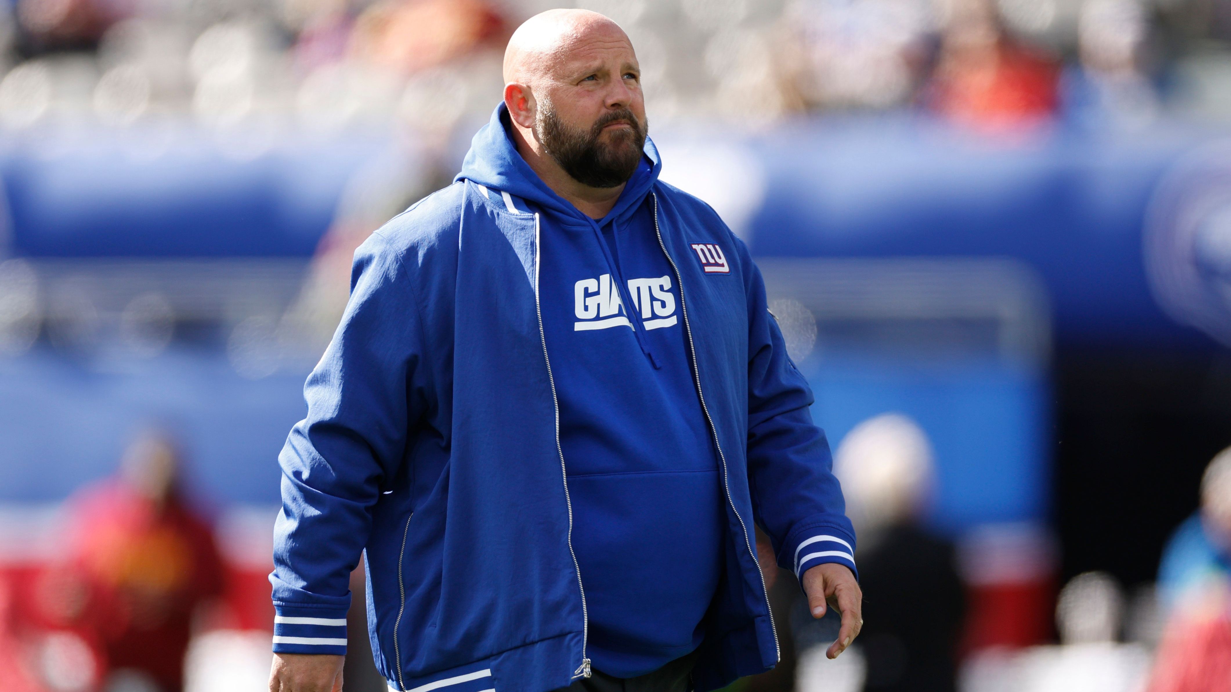 <strong>Brian Daboll</strong><br>Der Ex-Belichick-Assistent wurde 2018 Offensiv-Koordinator der Bills. Vier Jahre später wechselte Brian Daboll infolge seines Erfolges bei den Bills als Head Coach zu den New York Giants und kam mit seinem neuen Team auf Anhieb in die Playoffs. Für diesen Erfolg erhielt er als Rookie die Auszeichnung als "AP NFL Coach of the Year". In der Divisional-Round kam das Aus gegen die Eagles.&nbsp;