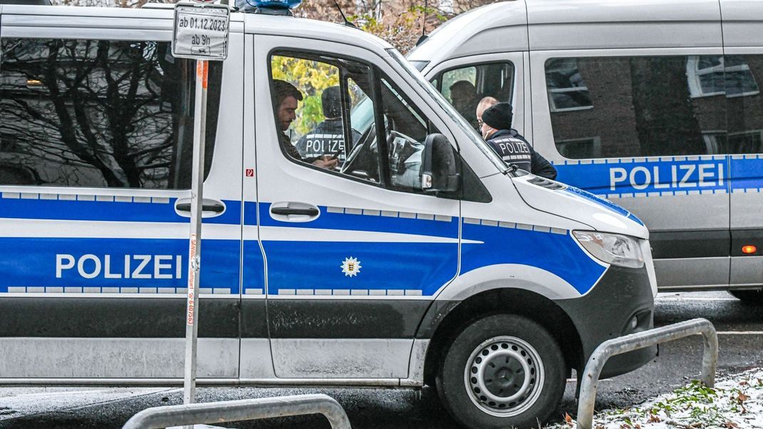 Polizei sucht in Stuttgart rund um das Klinikum Katharinenhospital nach möglicherweise bewaffnetem Mann (Symbolbild).