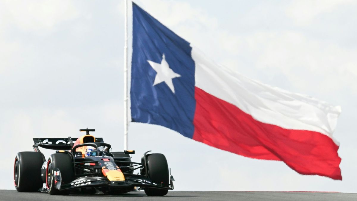 Max Verstappen vor der texanischen Flagge