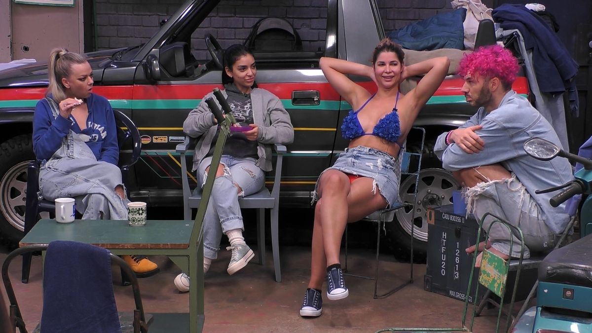 Promi Big Brother 2022, Tag 18, Sam Dylan Outing