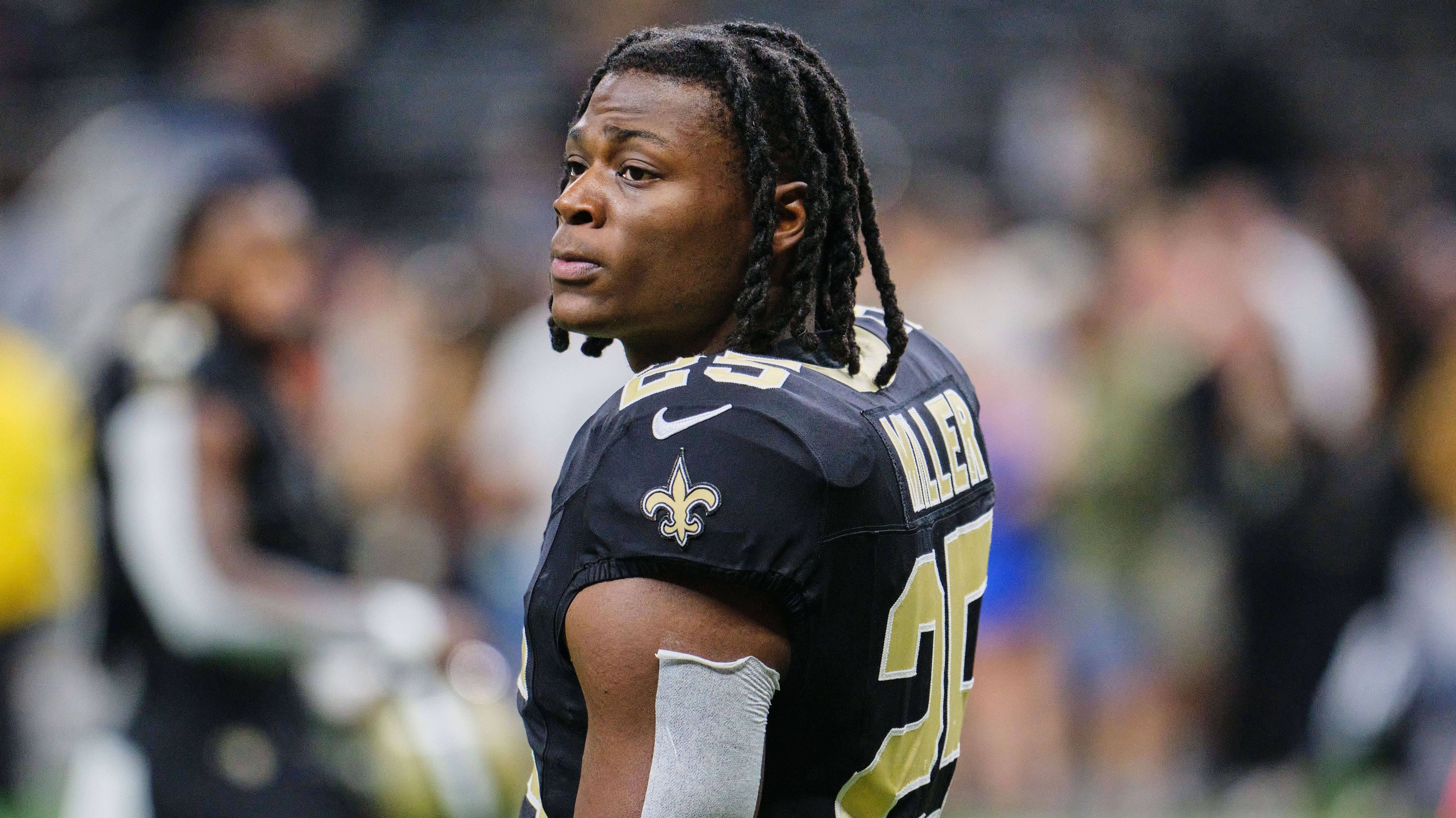 <strong>New Orleans Saints: Kendre Miller<br></strong>Alter: 21 Jahre, 10 Monate und 27 Tage<br>Geburtsdatum: 11. Juni 2002<br>Position: Running Back