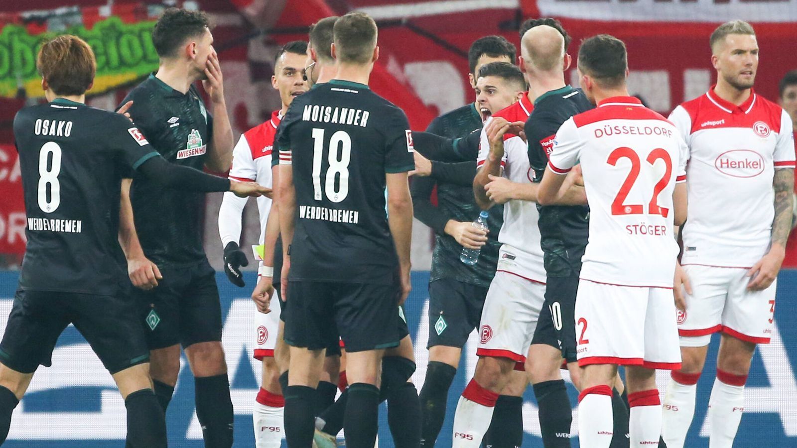 
                <strong>Düsseldorf vs. Bremen: Wer darf nachsitzen?</strong><br>
                Showdown im Abstiegskampf: Am 34. Spieltag der Bundesliga geht es für Fortuna Düsseldorf und Werder Bremen um eine weitere Chance, die Klasse zu halten. Es geht um die Antwort auf die Frage: Wer darf über Relegationsplatz 16 noch nachsitzen und wer muss als 17. den Gang in die 2. Bundesliga antreten? ran.de nimmt die beiden Teams vor dem großen Fernduell unter die Lupe.
              