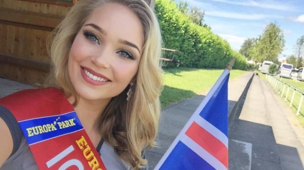 
                <strong>Arna Yr Jonsdottir</strong><br>
                Dürfen wir vorstellen: Das ist Arna Yr Jonsdottir aus Island. Sie ist das Gesicht der EM 2016. Kein Scherz: Sie ist offiziell zur Miss-EM gewählt. Und wo findet so eine Wahl statt? Natürlich in Deutschland ...
              