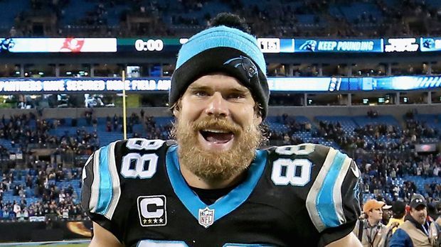 
                <strong>Greg Olsen</strong><br>
                …Greg Olsen ist mittlerweile eine wichtige Anlaufstation für seinen Quarterback Cam Newton. Und mit Bart sieht er auch nicht mehr ganz so aus, als würde er gerne bei O.C. California mitspielen.
              