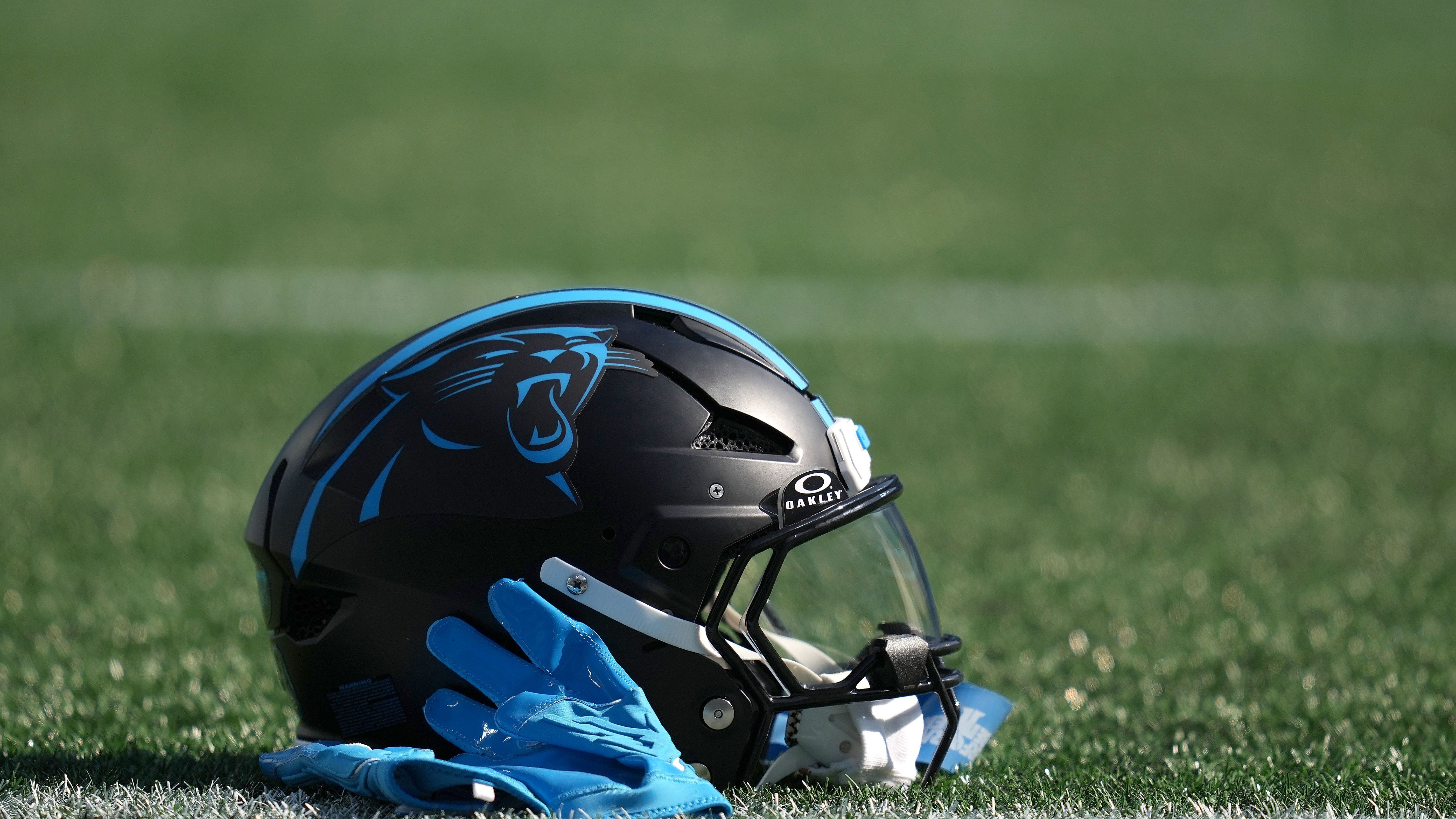 <strong>Carolina Panthers:</strong><br>Note C