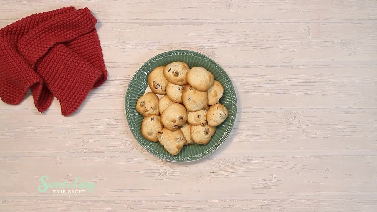 Kekse mit Macadamia und Maulbeeren 