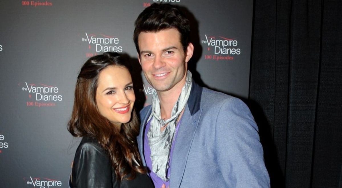 "The Originals"-Star Daniel Gillies und Rachael Leigh Cook schweben im siebten Elternhimmel