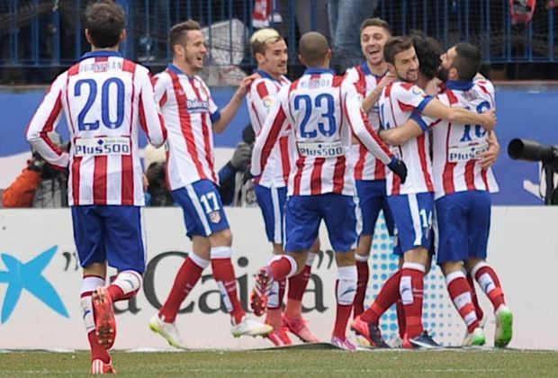 
                <strong>Real-Debakel: Angstgegner Atletico?</strong><br>
                Am Ende jubelt der amtierende spanische Meister Atletico Madrid über einen 4:0-Sieg gegen die Königlichen. Atleticos Lieblingsgegner? Erst vor wenigen Wochen hat das Team von Diego Simeone Ronaldo, Bale und Co. aus der Copa del Rey geworfen. 
              