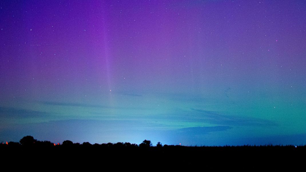 In der Nacht zum Dienstag (19. September) erschienen Polarlichter am Himmel von Magdeburg.