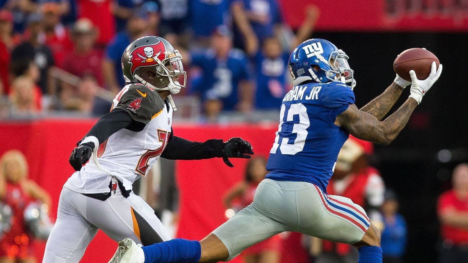 
                <strong>Odell Beckham Jr.: Die Details zu seinem Mega-Vertrag</strong><br>
                Prämien gibt es auch. 2022 und 2023 kann er so jeweils 2,5 Millionen Dollar mehr einstreichen. 500.000 gibt es pro Erreichen eines Ziels: 1. 96 oder mehr Receptions. 2. 96 oder mehr Receptions und einen Playoff-Platz. 3. 1.374 Receiving Yards. 4. 1,374 Receiving Yards und ein Playoff-Platz. 5. Zwölf Touchdowns.
              