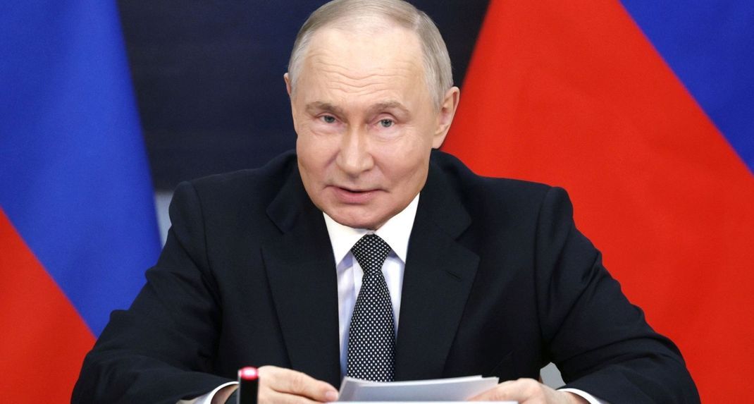 Kremlchef Wladimir Putin fährt im Ukraine-Krieg eine neue Taktik. (Archivbild)