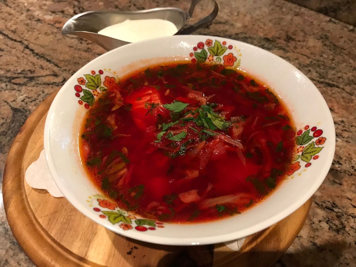 Borsch nach moldawischer Art