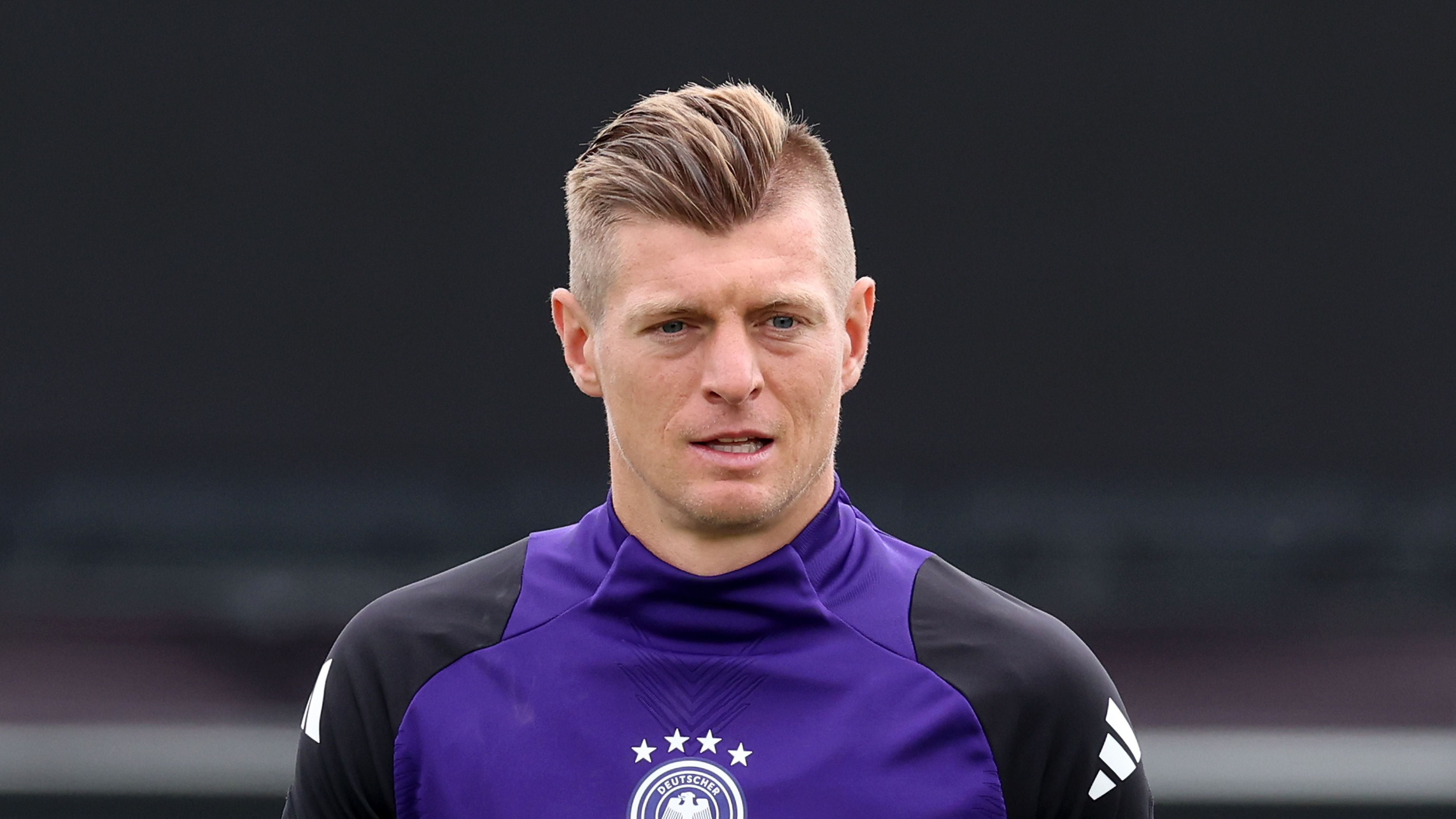 <strong>Erfolgreichster deutscher Spieler: Toni Kroos&nbsp;</strong><br>Mit 34 Titeln ist Kroos der erfolgreichster Spieler im deutschen Kader. Nach der EM wird der sechsfache Champions-League-Sieger seine Karriere beenden.