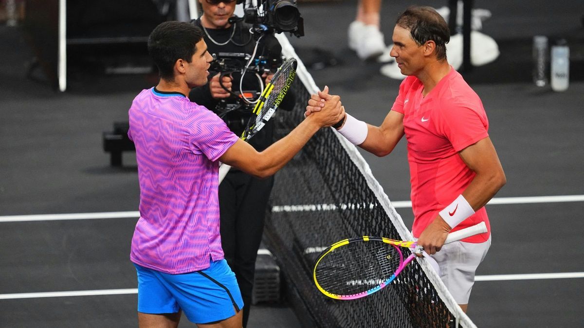 Alcaraz und Nadal stehen sich in Riad gegenüber