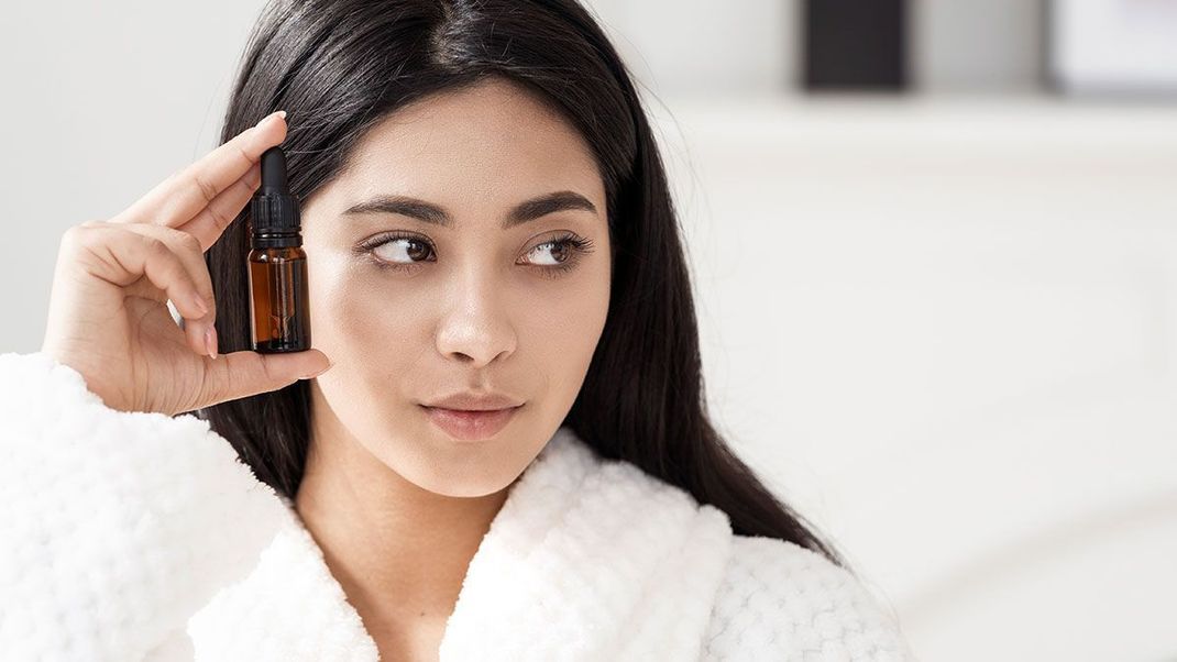 Cremen, Spray, Öl und Co. – im Beauty-Artikel verraten wir euch die Beauty-Produkte, die euch eine schöne Bräune ins Gesicht zaubern.