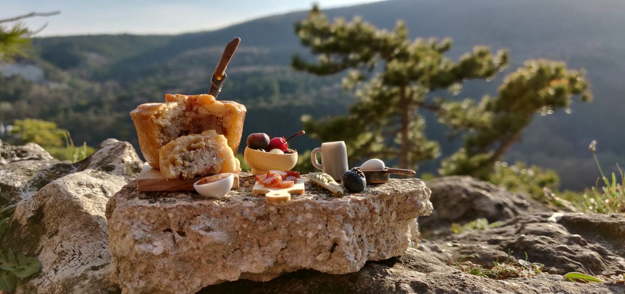 Beim Mini Cooking ist die Liebe zum Detail überall sichtbar - etwa das kleine Holzbrettchen.