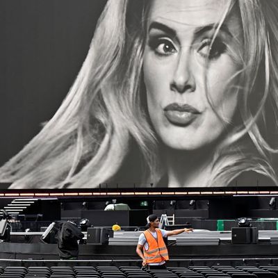 Vor Konzerten von Adele in München