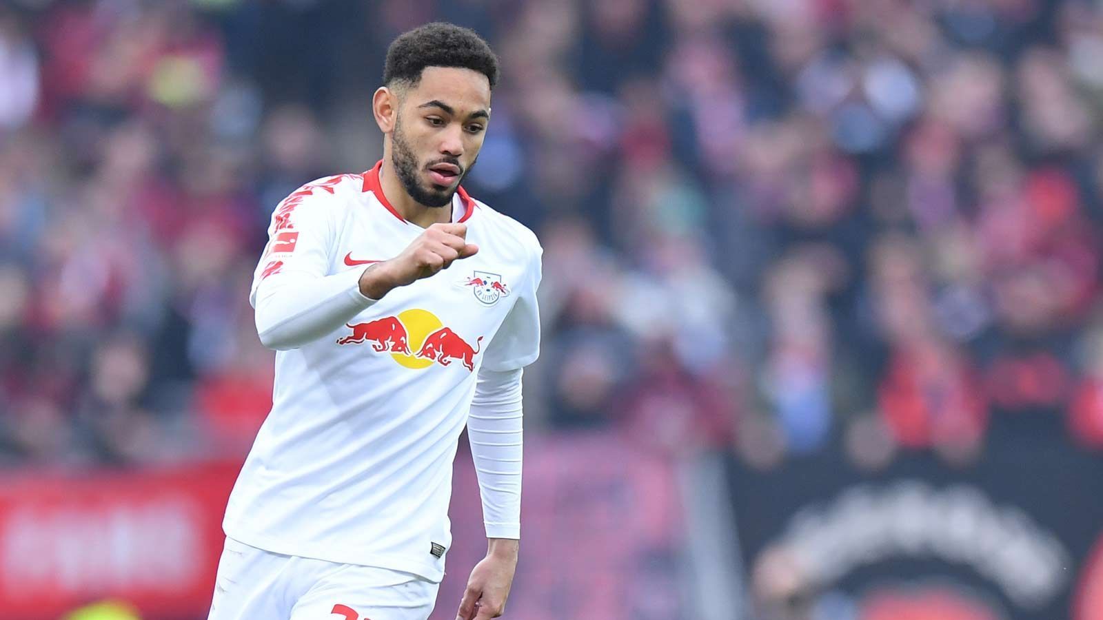 
                <strong>Matheus Cunha (Hertha BSC)</strong><br>
                Die Wintershopping-Tour von Hertha BSC geht weiter. Der Hauptstadtklub hat Stürmer Matheus Cunha von Ligakonkurrent RB Leipzig verpflichtet. Laut Vereinsangaben hat der 20-Jährige einen "langfristigen Vertrag" unterschrieben. Als Ablösesumme sollen 15 Millionen Euro geflossen sein, zusätzlich wurden wohl weitere Bonuszahlungen vereinbart. Ein anderer Stürmer hat nach der Verpflichtung des Brasilianers die Hertha dafür verlassen ...
              