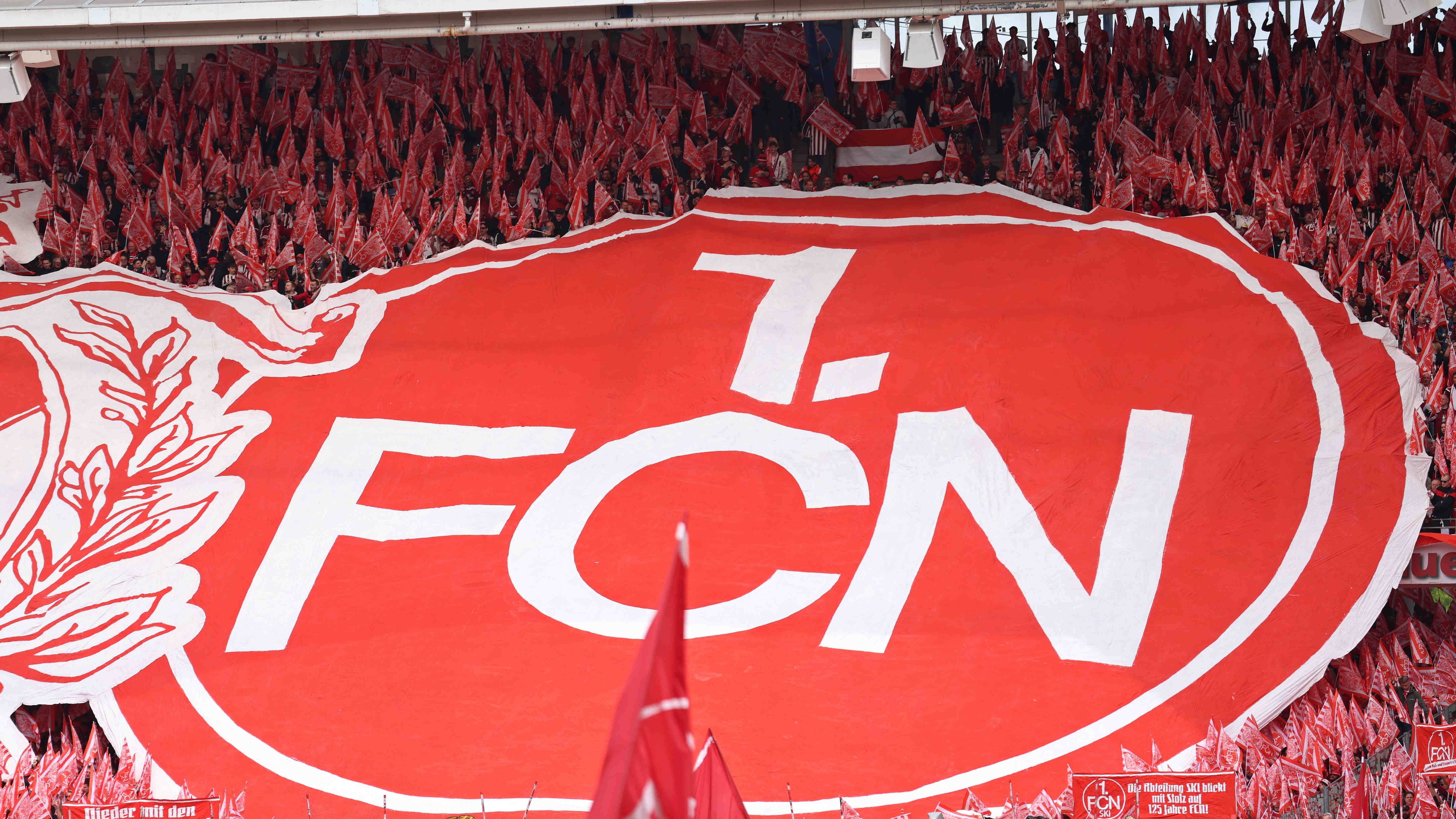 <strong>1. FC Nürnberg</strong><br>Der 1. FC Nürnberg ist <strong>Der Club 1900 AG.</strong> Investoren aus Franken und Japan halten Anteile, das Team ist bekannt für disziplinierte Defensive, regionale Transfers und jährlich mindestens eine öffentliche Trainerdiskussion.
