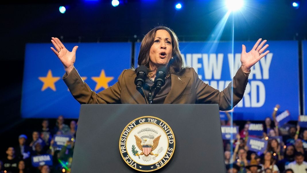 Die Zeitung "New York Times" ruft die US-Bürger:innen zur Wahl der demokratischen Präsidentschaftskandidatin und Vizepräsidentin Kamala Harris auf.