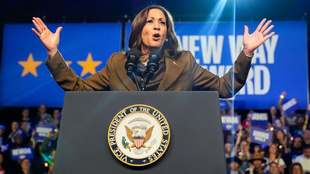 Die US-Zeitung "New York Times" ruft die Us-Bürger:innen zur Wahl der demokratischen US-Präsidentschaftskandidatin und US-Vizepräsidentin Kamala Harris auf.