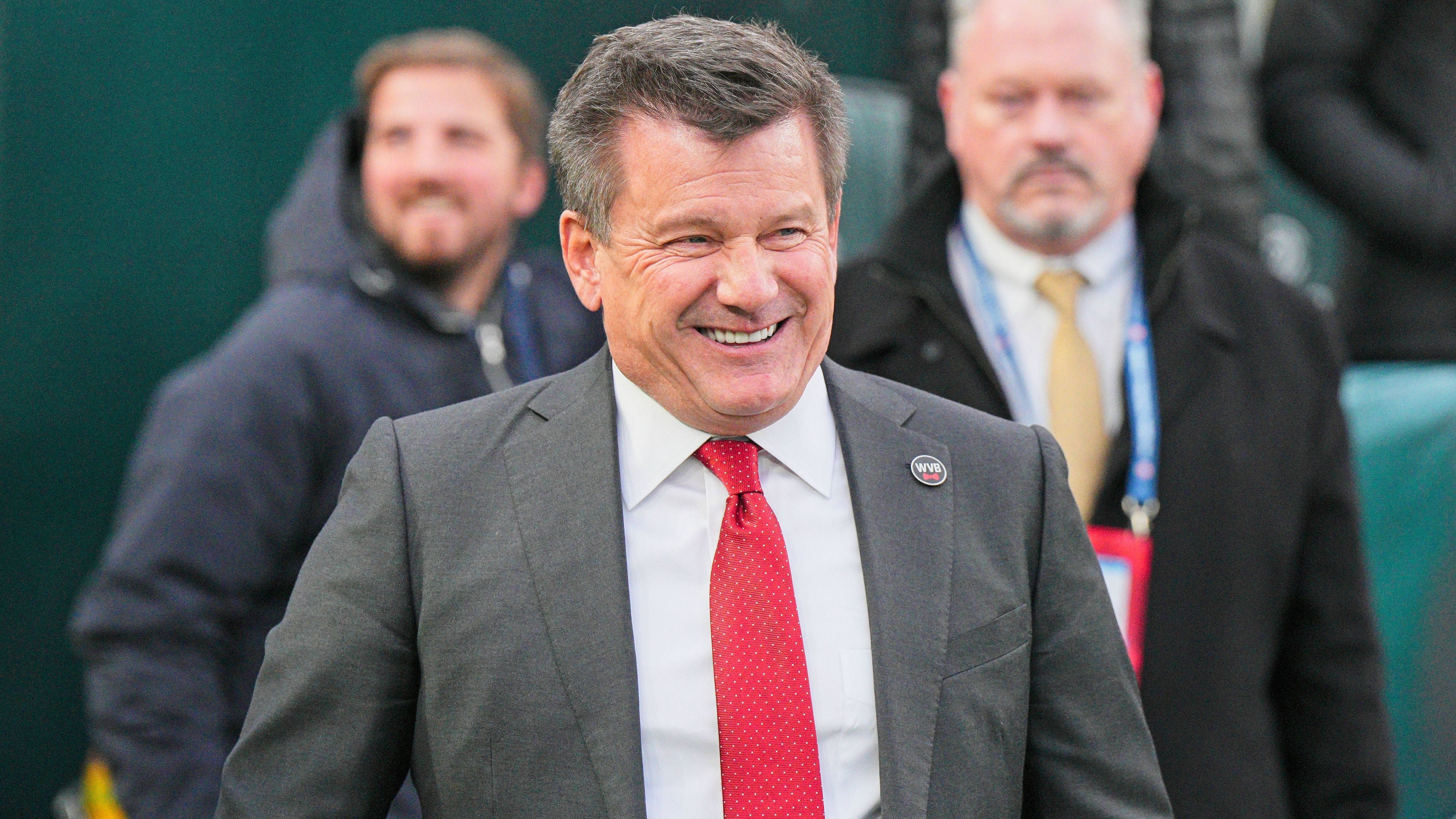 <strong>Michael Bidwill (Arizona Cardinals)</strong><br>Note F