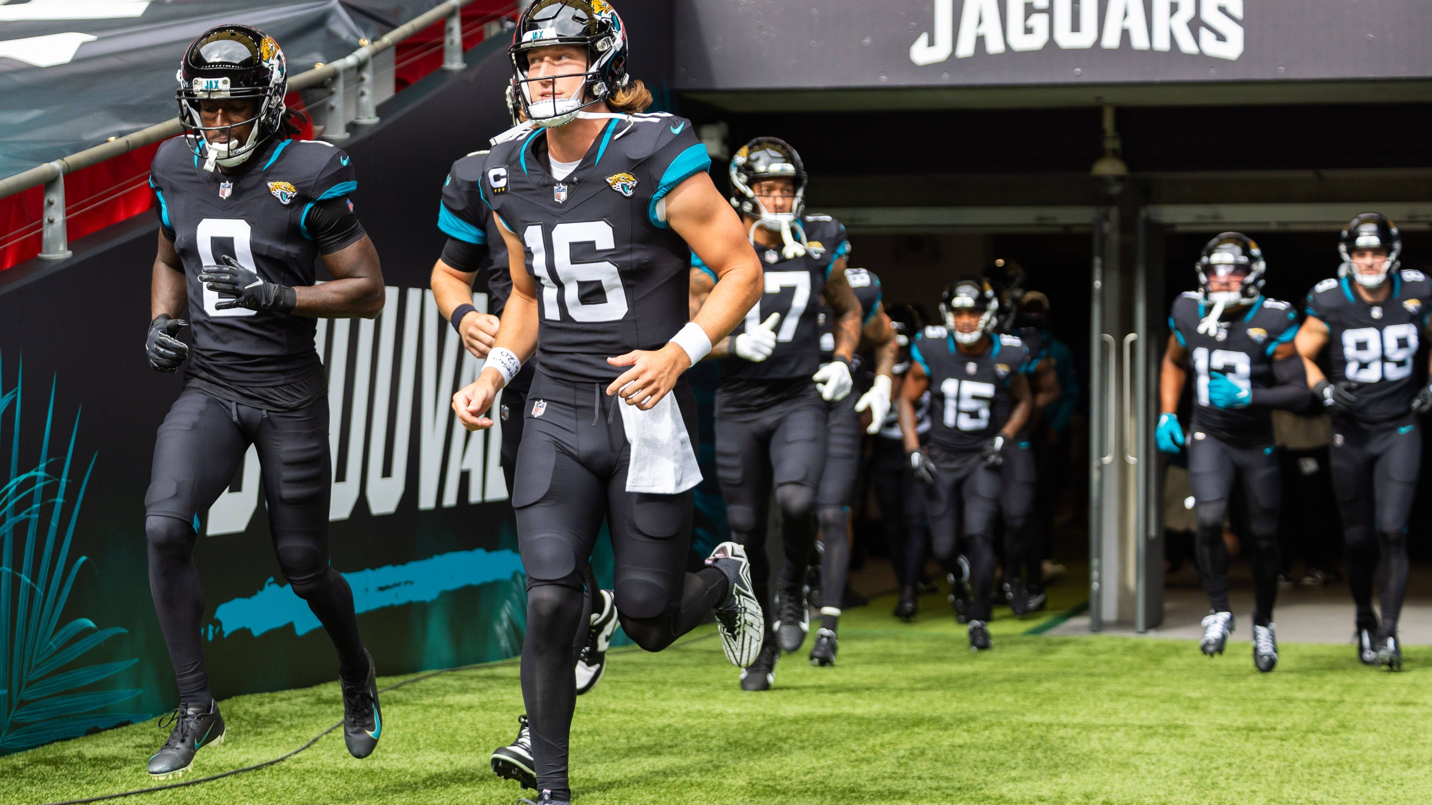 <strong>2023 in London: Atlanta Falcons vs. Jacksonville Jaguars</strong><br>In der englischen Hauptstadt fanden 2023 erneut drei Spiele statt. Den Auftakt machten die Atlanta Falcons und die Jacksonville Jaguars, die das Spiel mit 23:7 für sich entscheiden konnten.&nbsp;