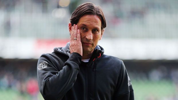 
                <strong>Roger Schmidt (Bayer Leverkusen)</strong><br>
                Roger Schmidt: Mit Bayer 04 Leverkusen schaffte Schmidt den Einzug in die Champions League und wird mittlerweile wohl auch königlich bezahlt. Rund zwei Millionen Euro soll der Coach pro Jahr einnehme, durch zusätzliche Prämien ist aber fast eine Verdopplung möglich. 
              