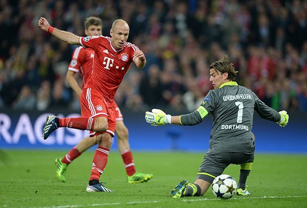 
                <strong>Arjen Robben</strong><br>
                Spiele für den FC Bayern: 191; Champions-League-Sieger 2013; Deutscher Meister 2010, 2013, 2014; Deutscher Pokal-Sieger 2010, 2013, 2014.
              