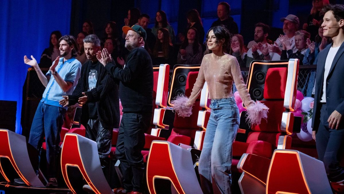 Die Coaches von "The Voice Kids" 2023 tanzen in den Knockouts mit
